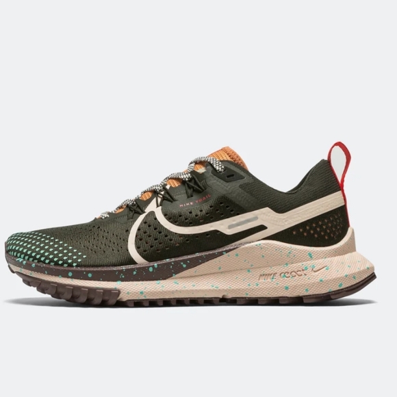 Nike React Pegasus Trail 4 - Size 9 - Picture 2 of 11